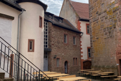 41792c9a-903d-4f6e-a260-83e9a75ed53e