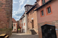 4f978d18-e0c1-4a8e-a62a-93b3eecd5fc3